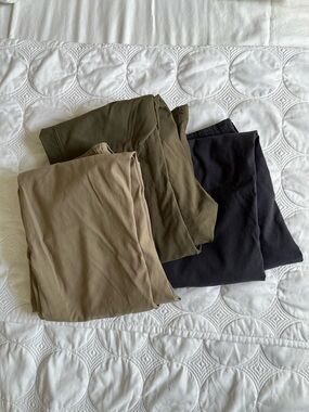 Women’s Prana Outdoor Halle Pant in Tan, Olive Green, & Slate Grey (2)